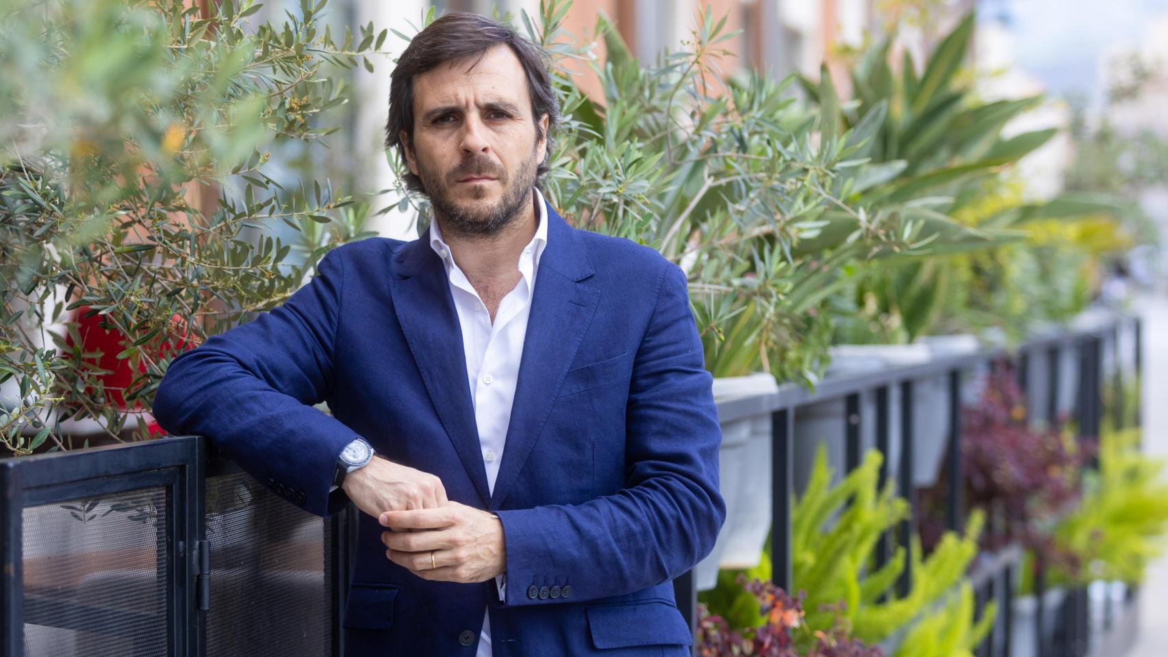 Carlos Pérez Lanzac, antes de la entrevista.