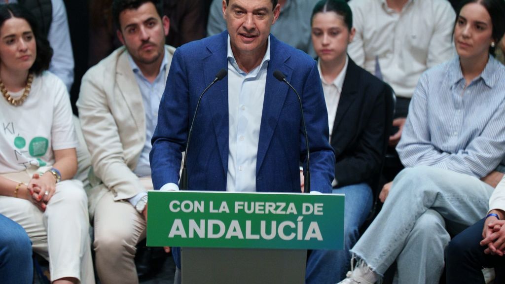 Juanma Moreno en una acto electoral este martes en Jaén. 