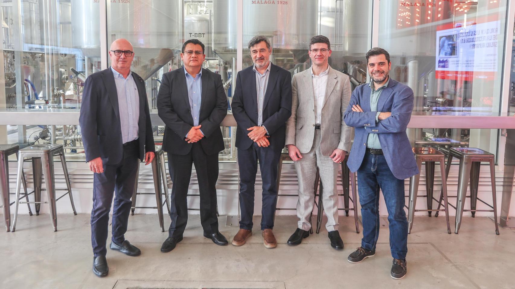 David Nierga, Heinner Guio, Enrique Viguera, Manuel Corpas y Angel Recio. 