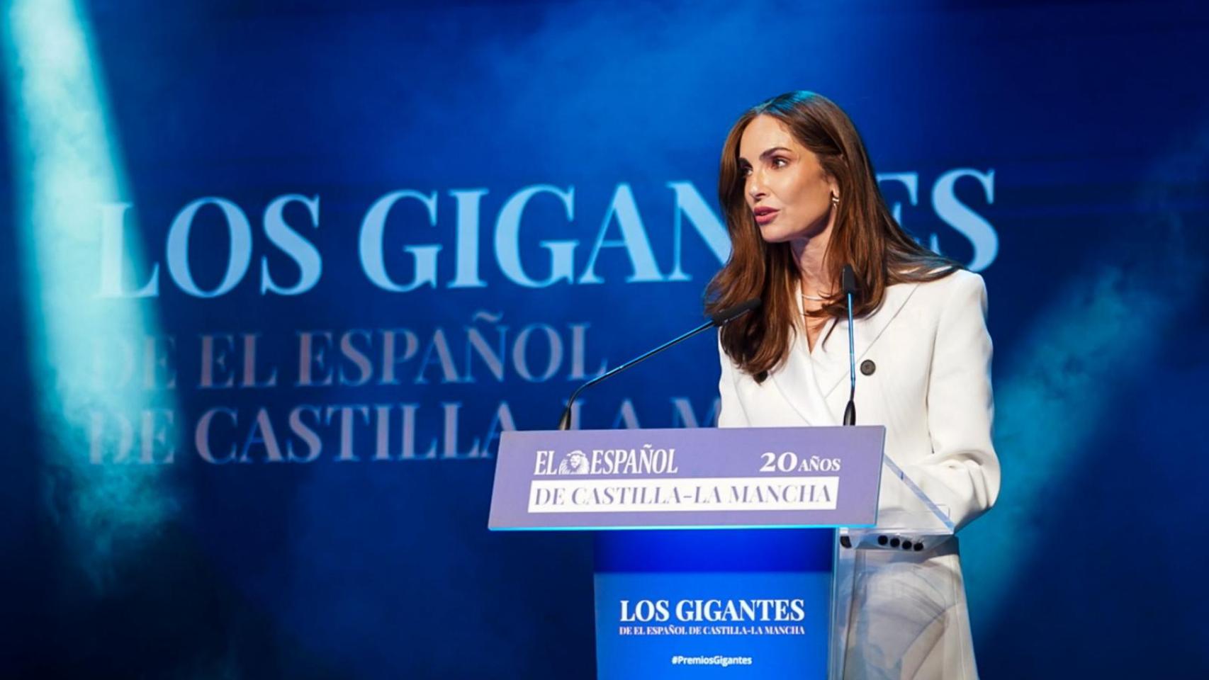 Eugenia Sánchez Silva durante la recogida de su galardón Gigante.