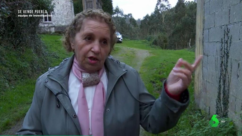 Benny, propietaria de tres casas en O Penso