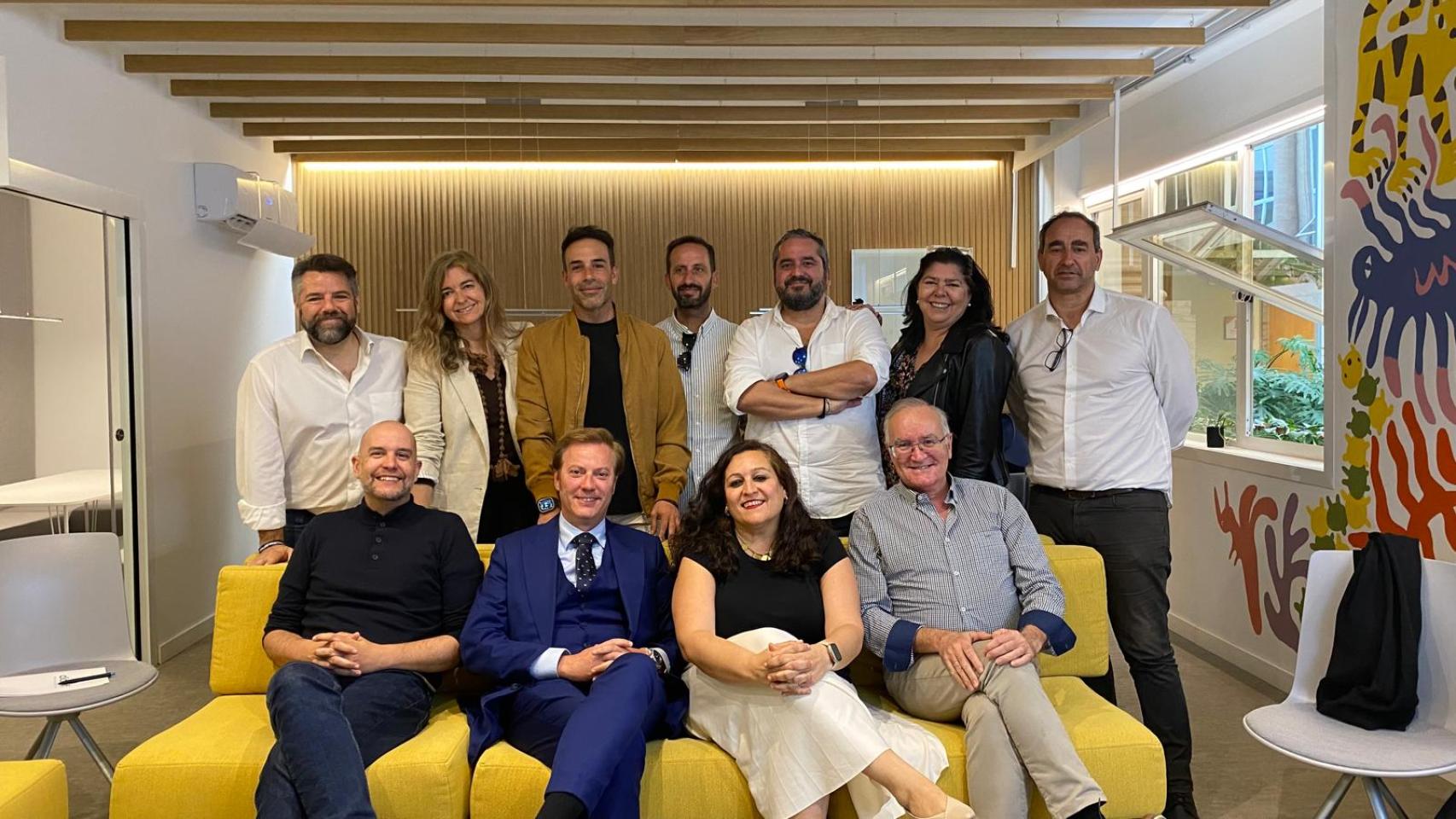 Antonio Carlos Rivero, Raquel Soldado, Alberto Corchado, Mario Aguilar, Félix Blanco, Carmen Gonzaga, Juan Ramas; David Acosta, Salvador Toscano, Rocío Tornay y Joaquín Ágreda.