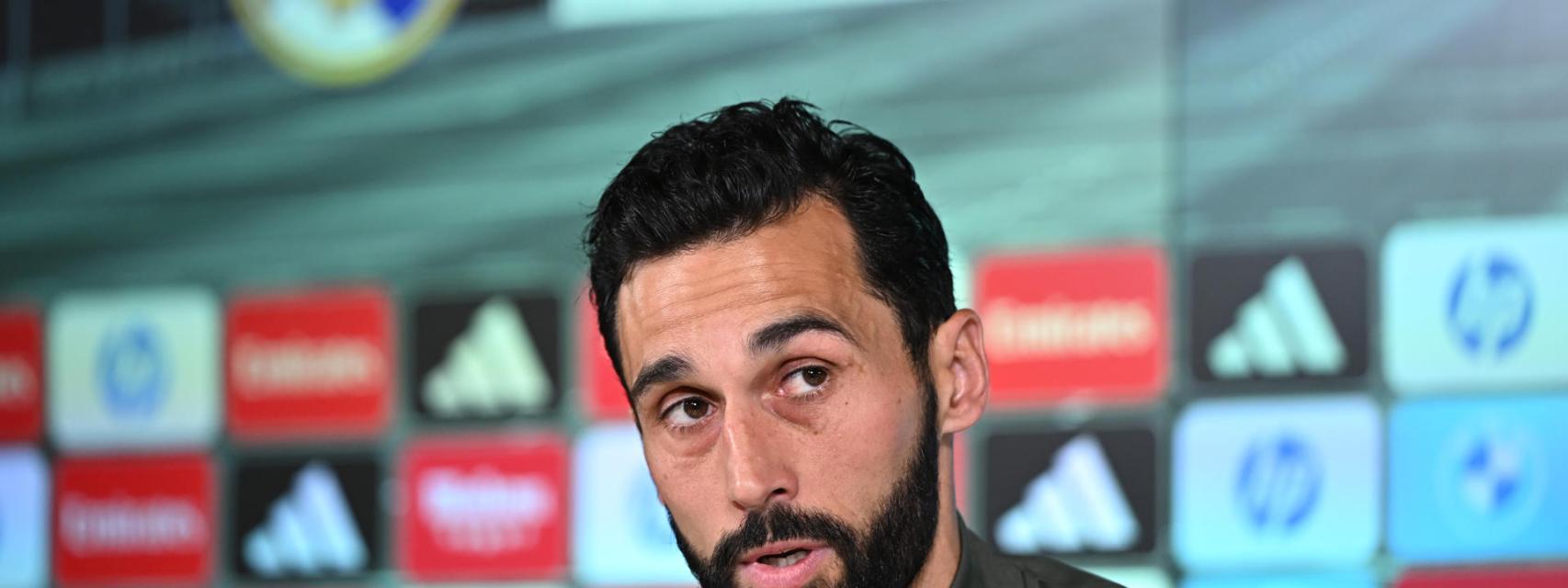 Álvaro Arbeloa, en rueda de prensa con el Real Madrid.