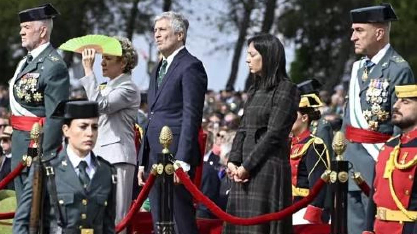 Fernando Grande-Marlaska, junto a la directora de la Guardia Civil este miércoles en Baeza (Jaén).