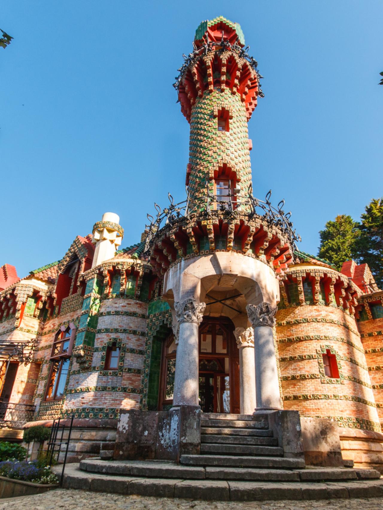 Capricho de Gaudí en Comillas.