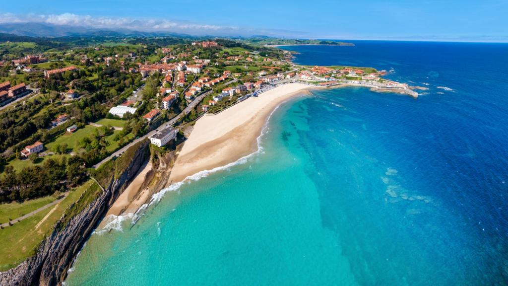 Vista aérea de Comillas.
