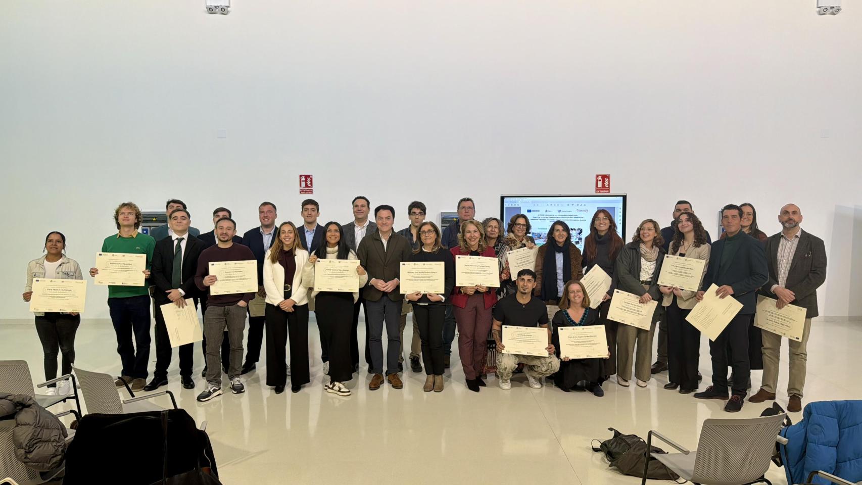 Entrega de diplomas de la Escuela Emprendimiento