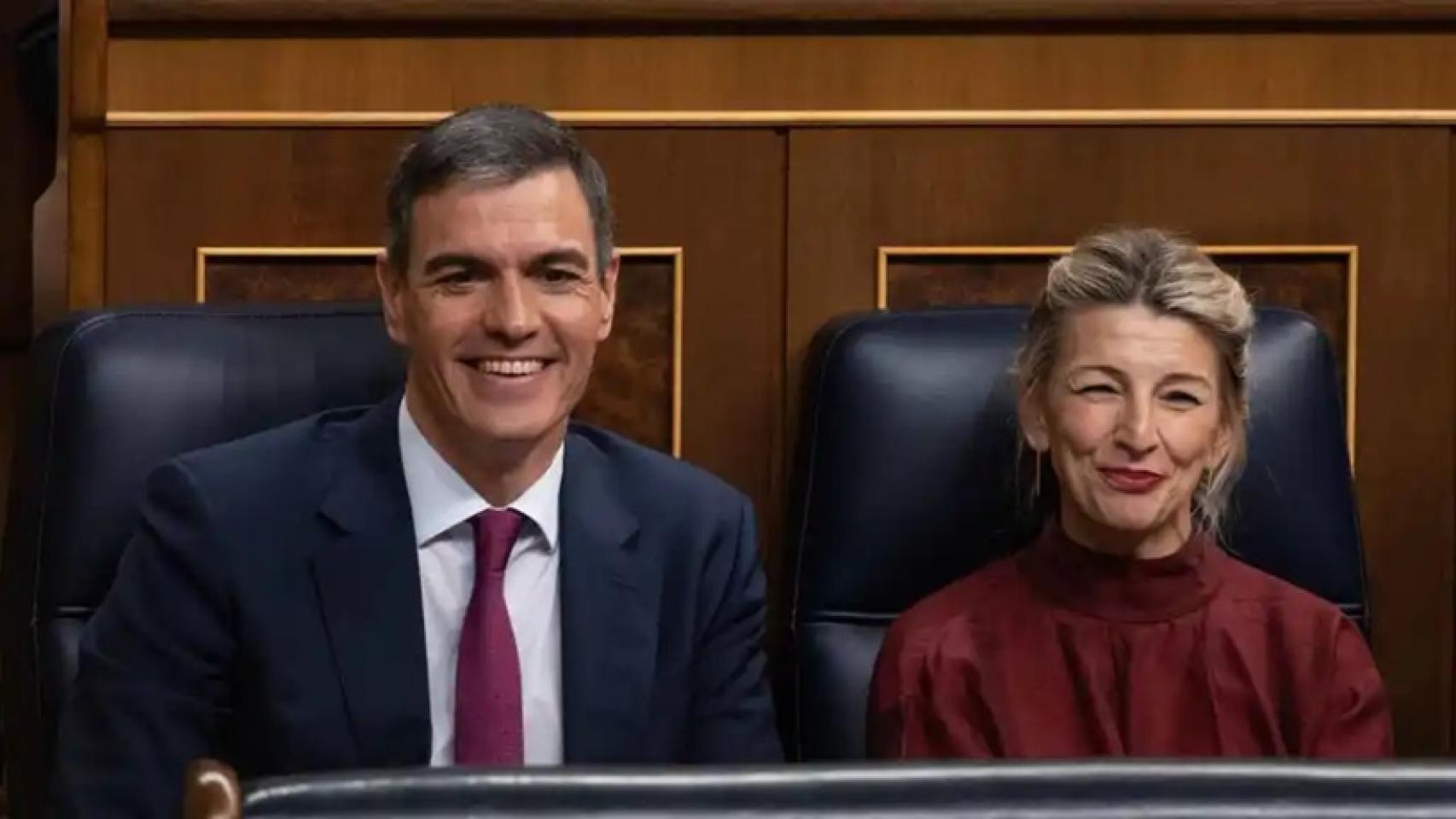 El presidente del Gobierno, Pedro Sánchez y la ministra de Trabajo, Yolanda Díaz.