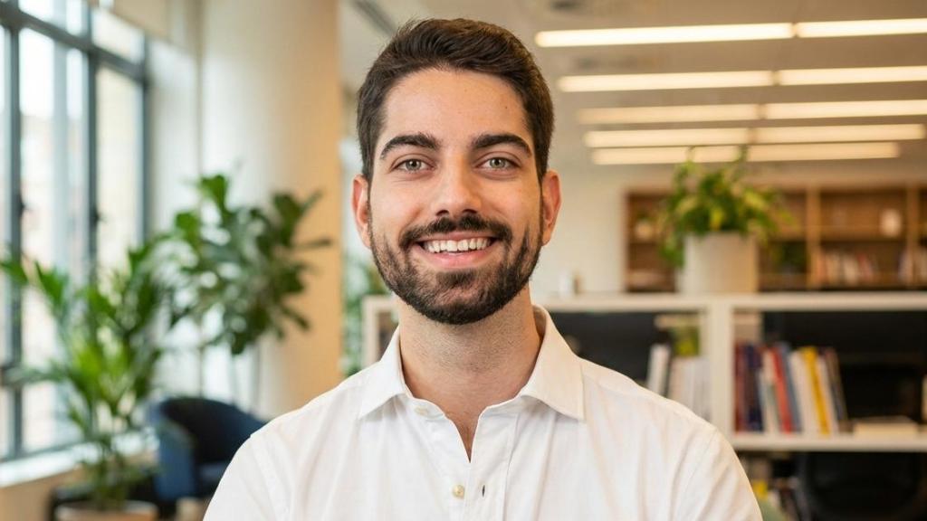 Javier Garrido, joven madrileño de 28 años. Es arquitecto del Palacio Real e investigador del Museo Infanta Sofía.