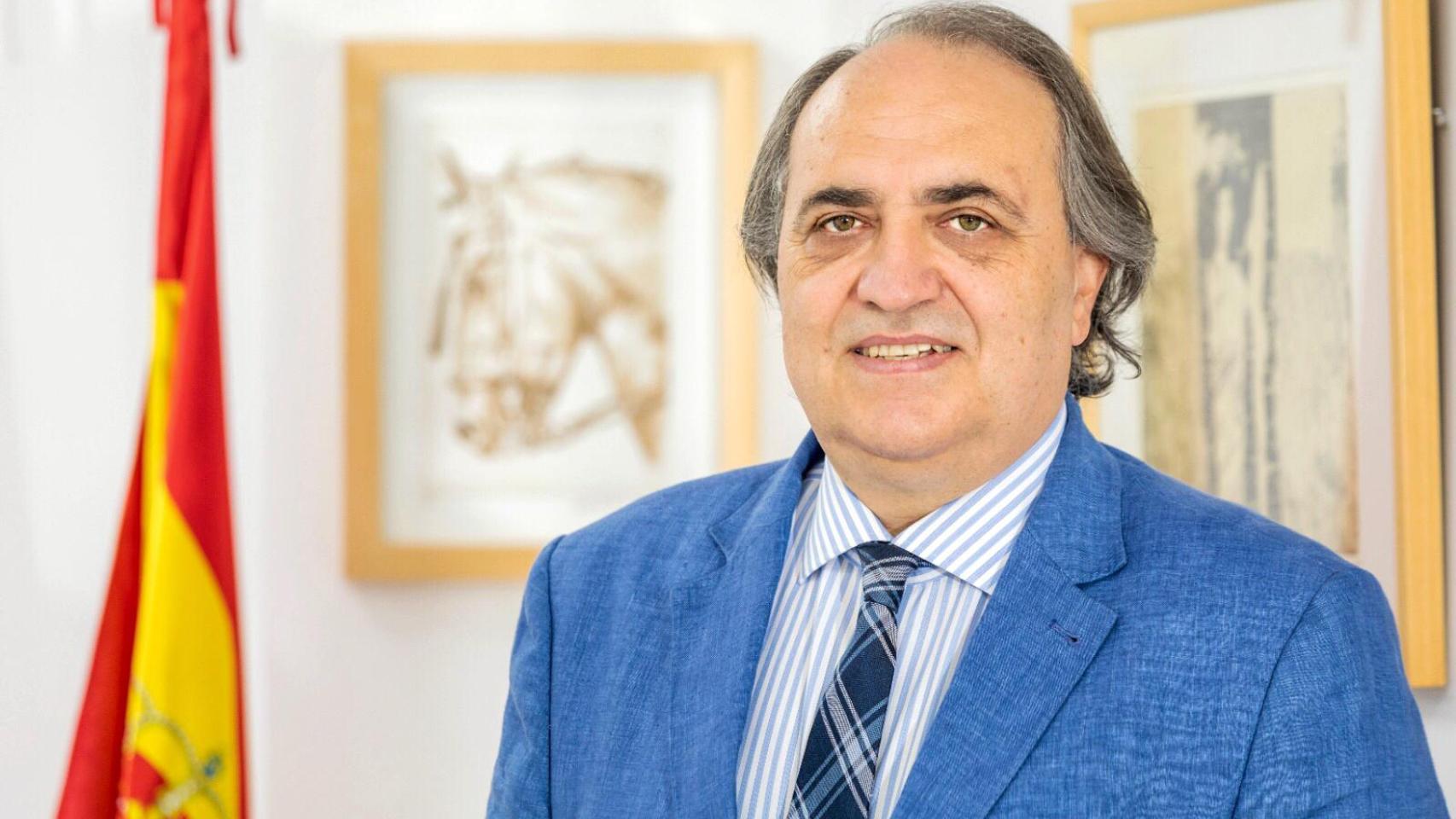 Luis Alberto Calvo, presidente de la Organización Colegial Veterinaria Española, en una imagen de archivo.