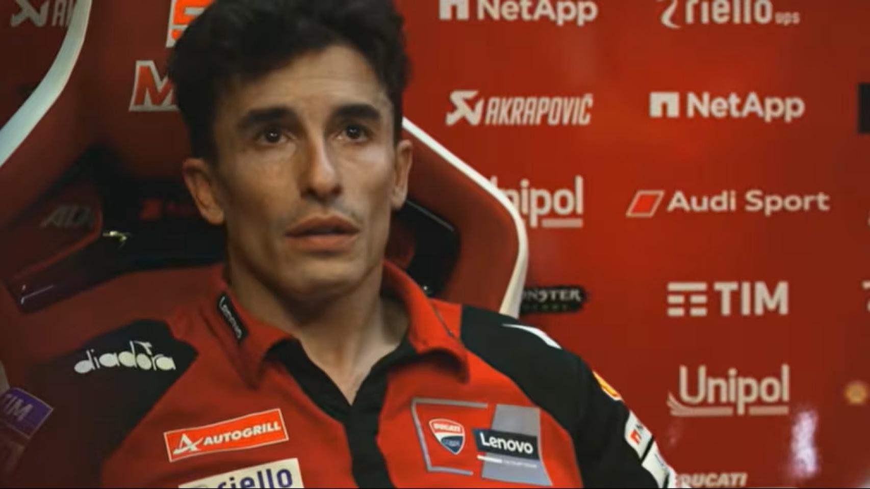 Marc Márquez, abatido tras su lesión en el GP de Francia.