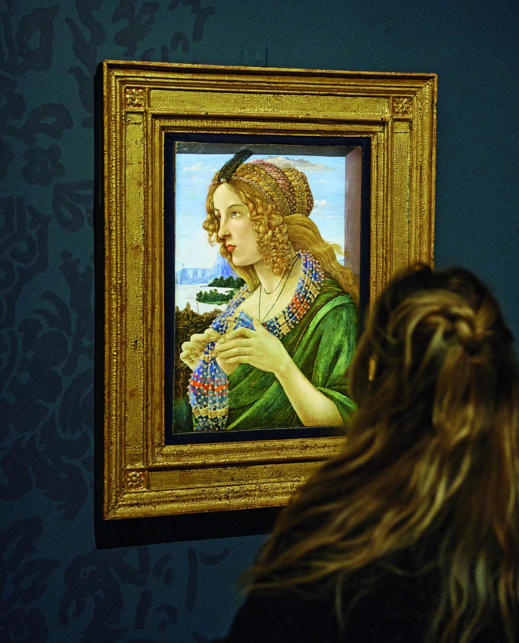 Vista de 'Bellezza e Bruttezza', con el 'Retrato alegórico de una mujer (posiblemente Simonetta Vespucci)', h. 1490, atribuido a Sandro Botticelli. Foto: Yannick Sas