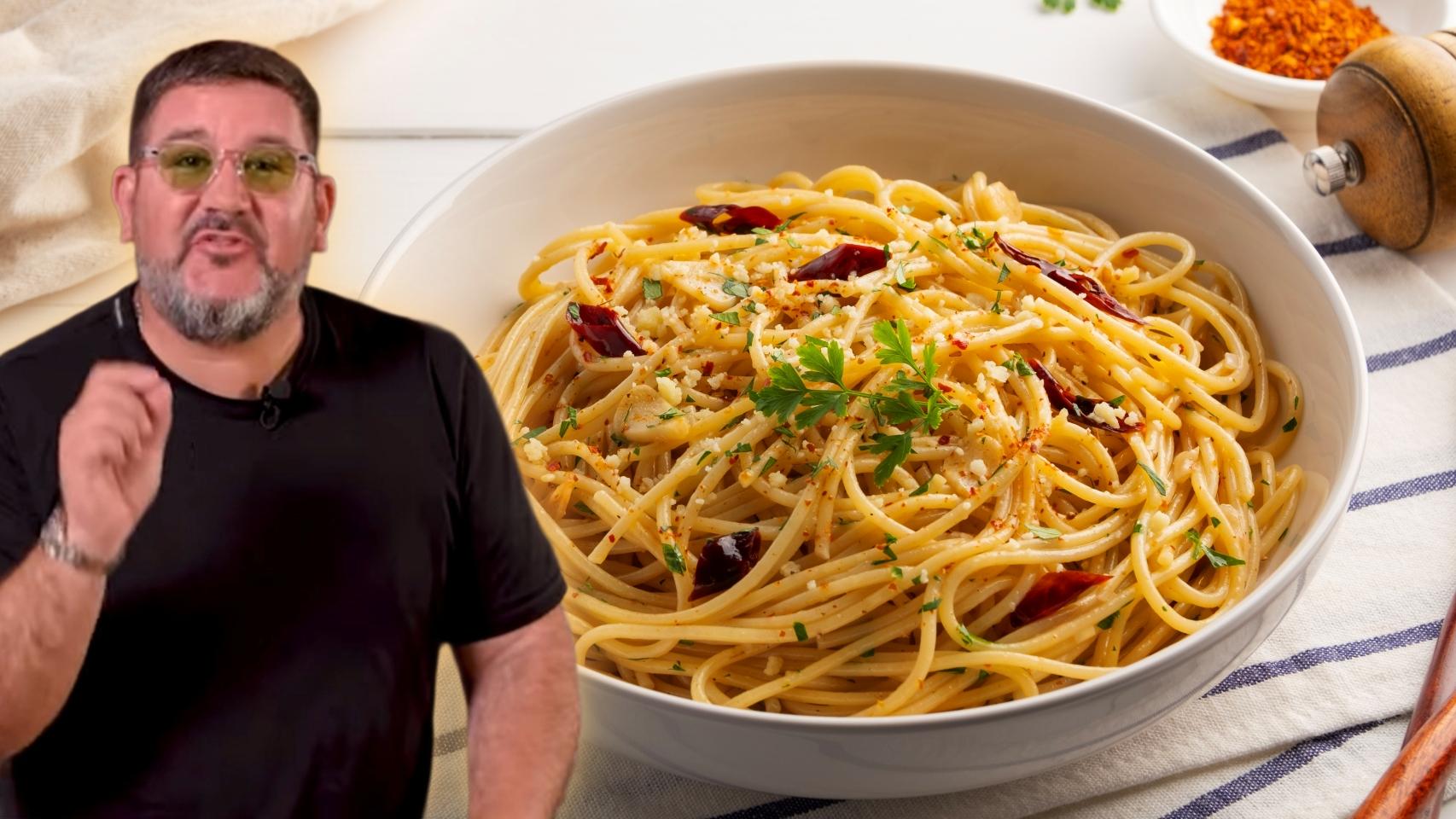 El chef Dani García en un montaje de El Español