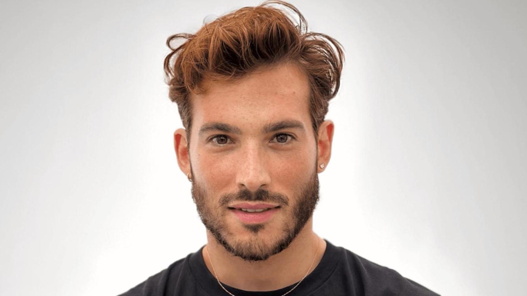 Juandiegoteo, hair designer.