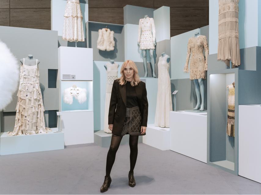 Del 'atelier' al museo: 30 años de creación de Teresa Helbig.