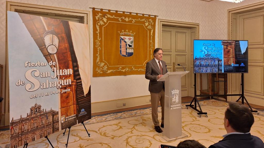 Presentación de las fiestas de San Juan de Sahagún en el Salón de Recepciones del Ayuntamiento de Salamanca.