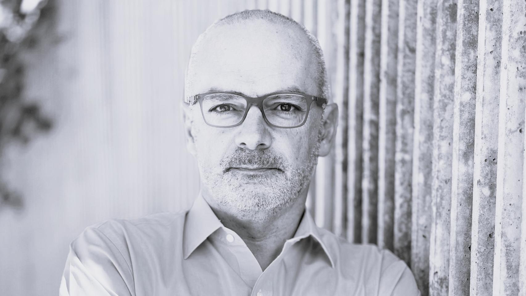 Héctor Arias, Global Lead for retail banking de Red Hat.