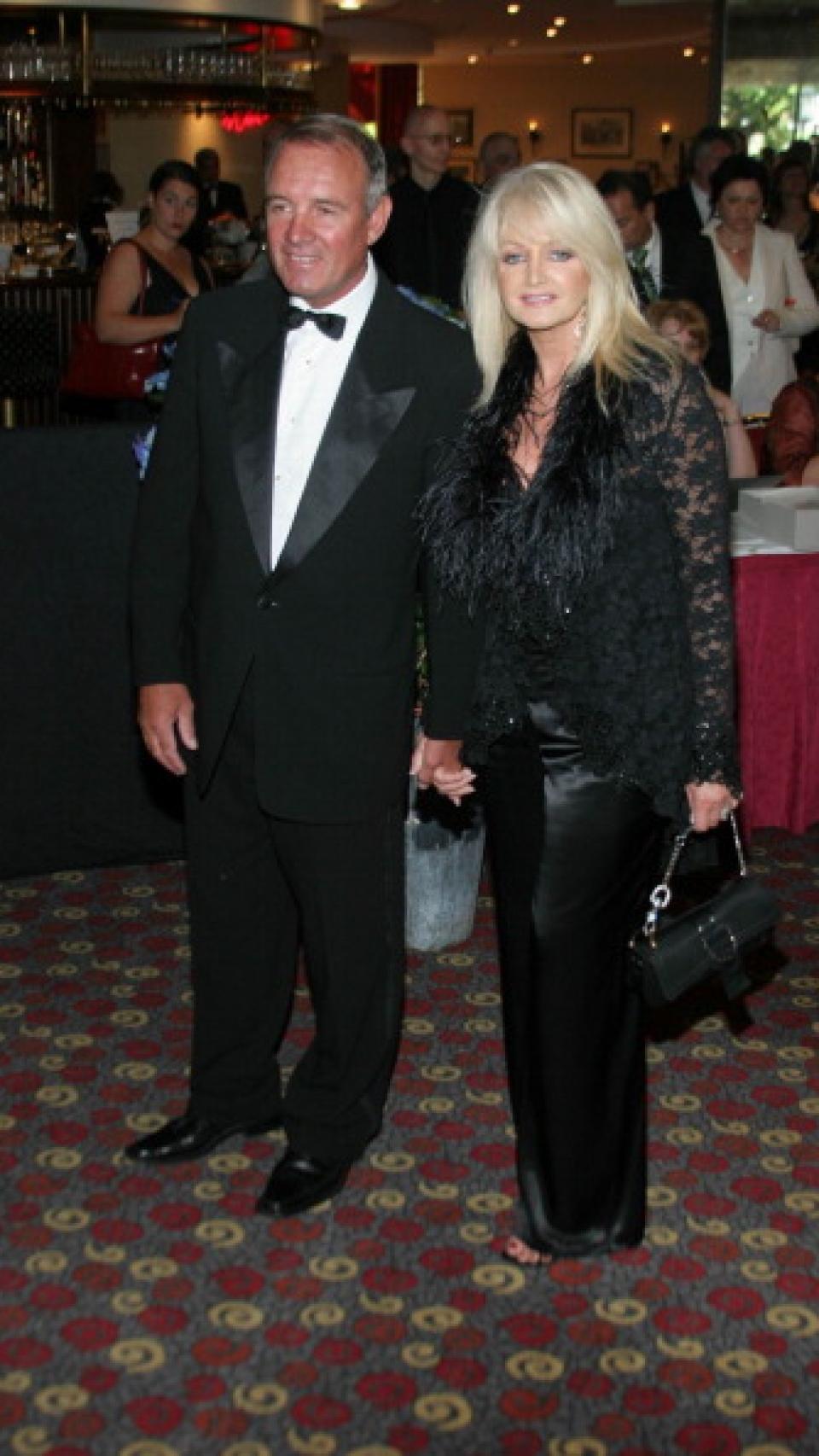 Bonnie Tyler con su marido, Robert Sullivan.