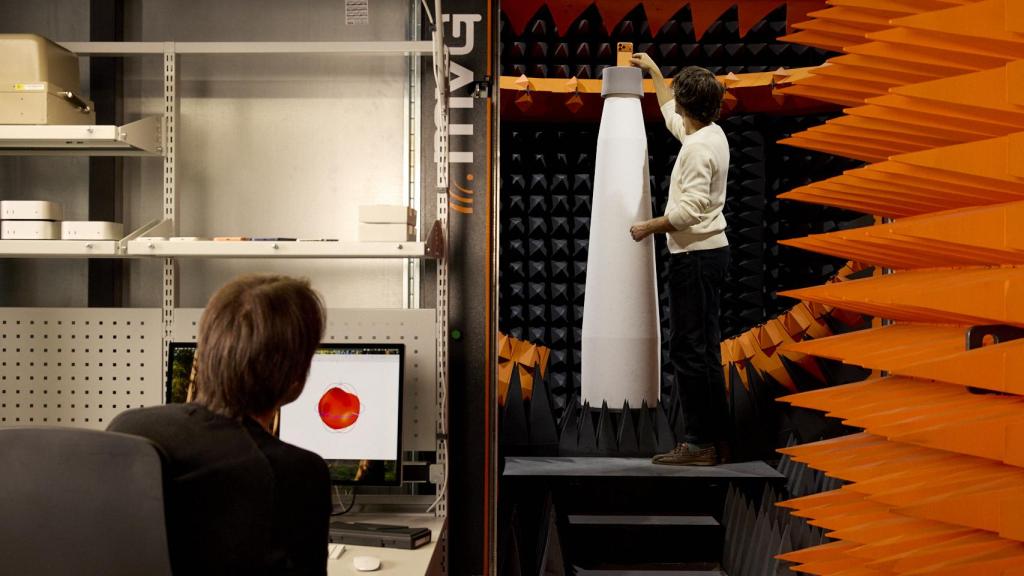 Cámara anecoica del Laboratorio de innovación inalámbrica de Apple en Madrid