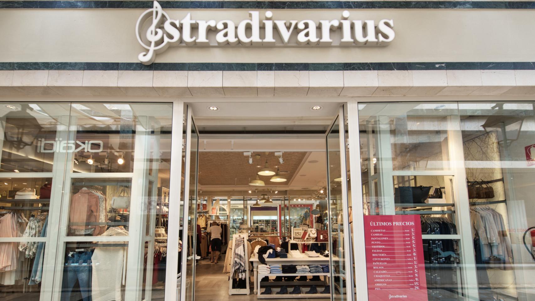 Tienda de Stradivarius. 