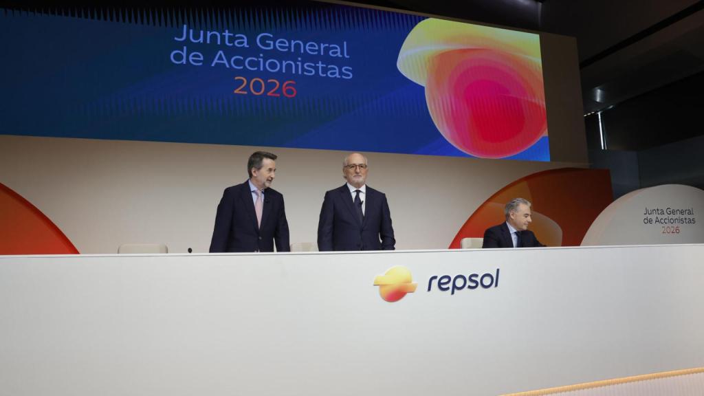 Antoni Brufau, presidente de Repsol, y Josu Jon Imaz, consejero delegado de la compañía en la junta de accionistas 2026