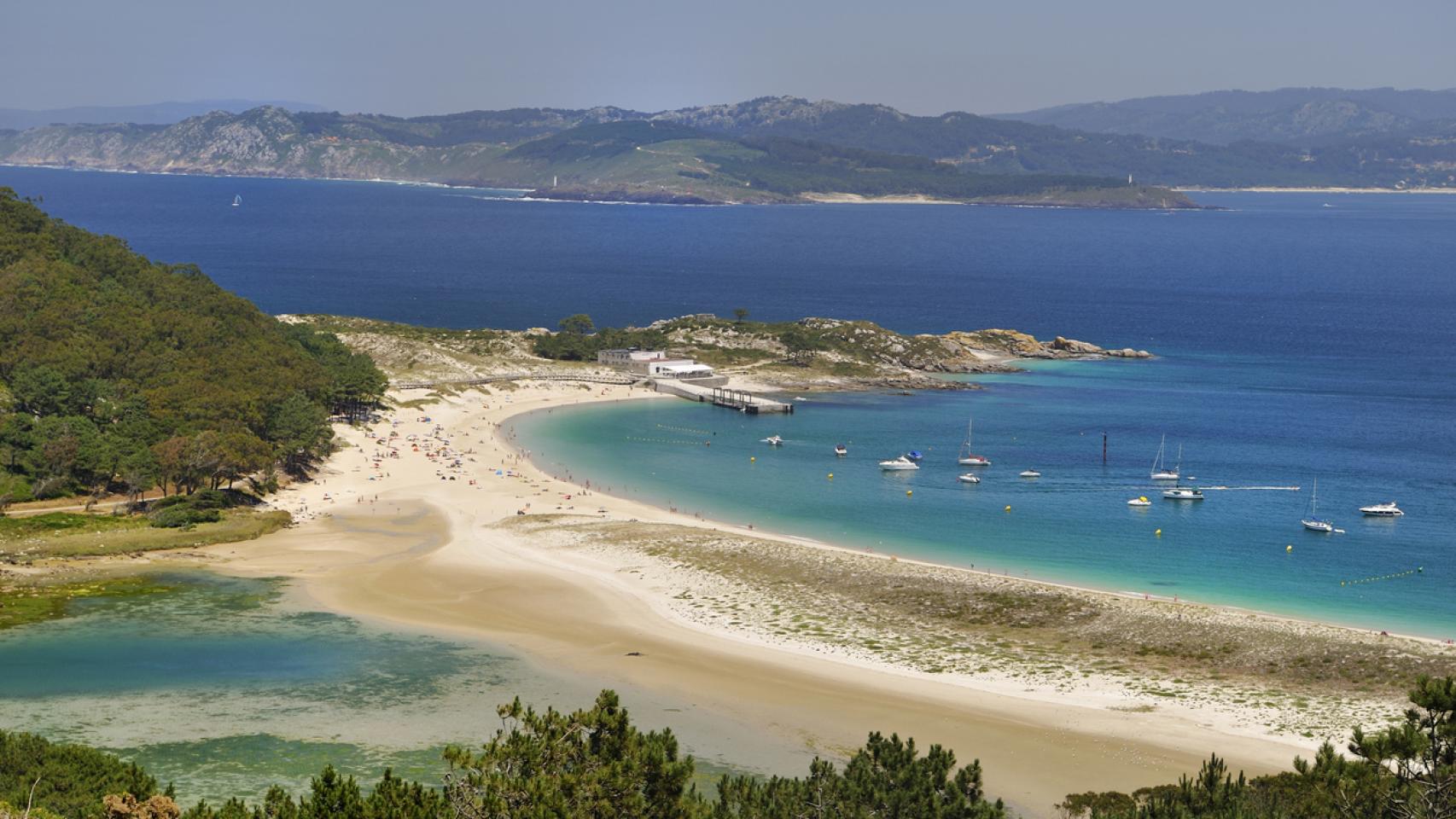 La playa de las Rodas en las Islas Cíes (Galicia)