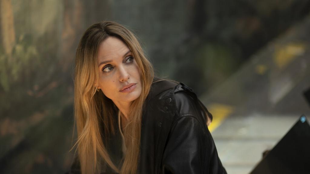 Angelina Jolie interpretando a Maxine Walker.