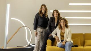 Cristina, Silvia y Mónica Palomares, dueñas de BPM Lightning. EE