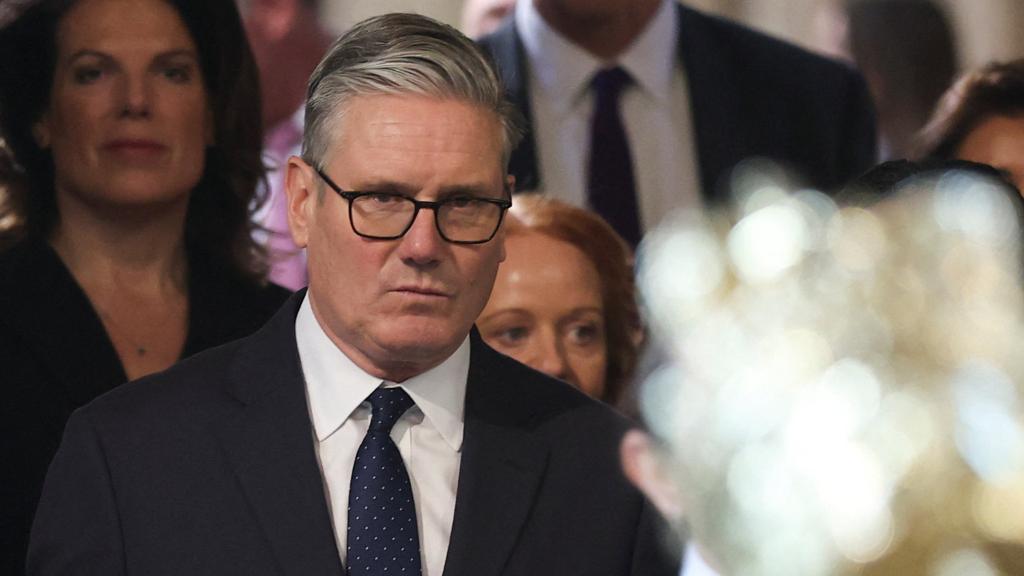 Keir Starmer, primer ministro británico, en la sesión solemne del discurso del rey Carlos III, en el Parlamento.