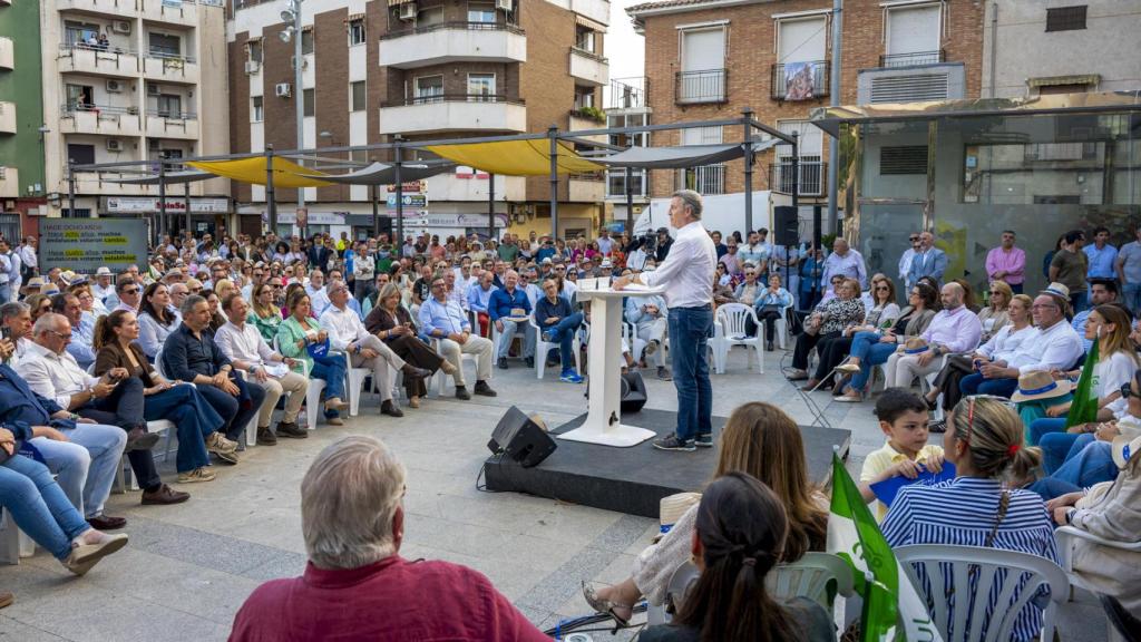 Feijóo en su mitin en Bailén.