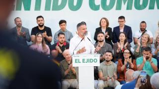 El presidente de Vox, Santiago Abascal, durante un acto público de campaña en El Ejido.