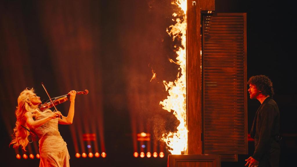 Pete Parkkonen y Linda Lampenius en Eurovisión 2026.