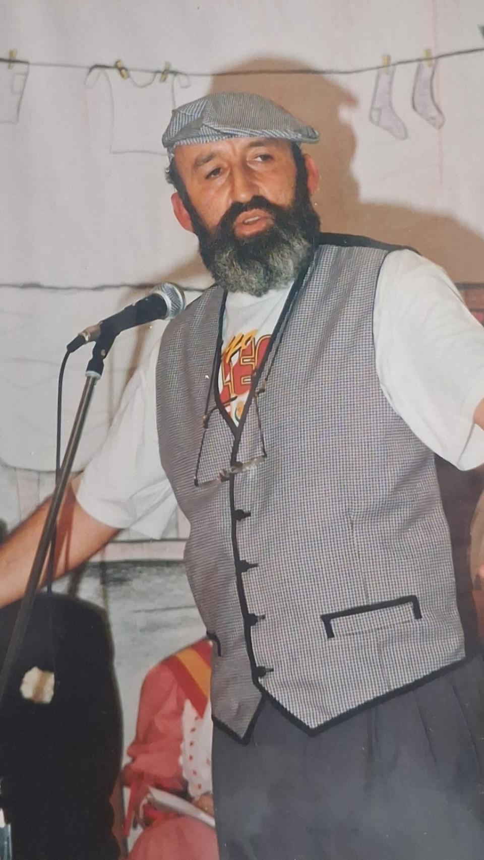 Francisco Montero en una de las fiestas de San Isidro en Hanau hace 30 años.