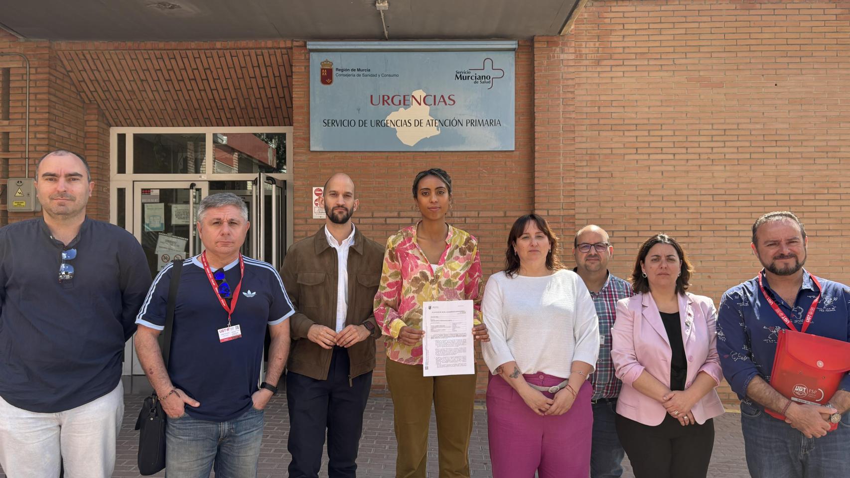 Representantes municipales y sindicales registran la petición para que comiencen las obras del Centro de Salud y del SUAP tras años de retrasos.