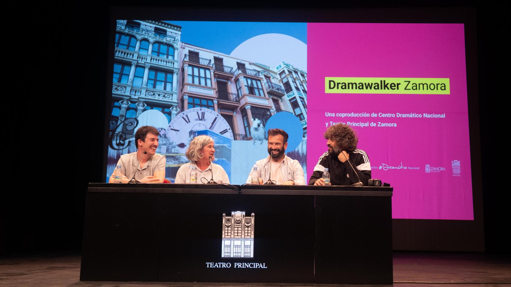 Presentación de Dramawalker en el Teatro Principal de Zamora.