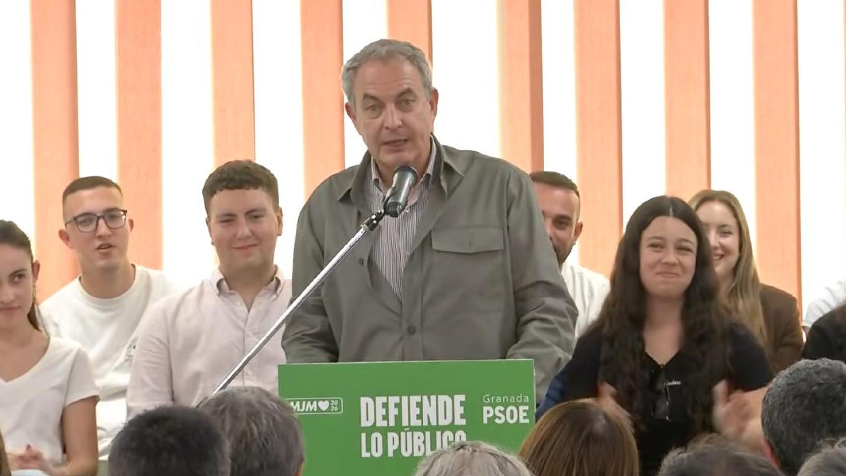 Zapatero en su mitin este viernes en Motril.