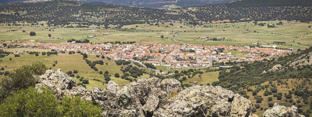 Paisaje de la comarca de Almadén.