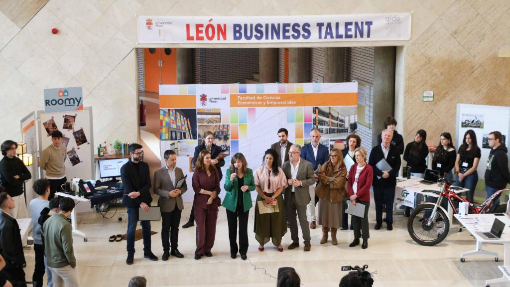 La rectora de la ULE, Nuria González, en su intervención en el León Business Talent