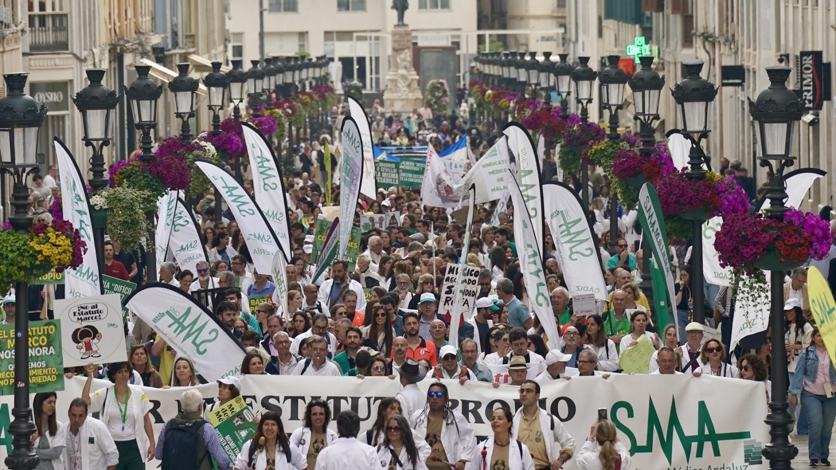 Manifestación con motivo de la huelga de médicos 