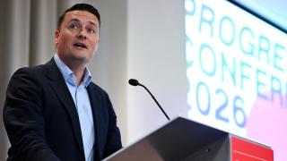 El exsecretario de Salud británico, Wes Streeting, pronuncia un discurso de apertura en la conferencia anual Progress 2026, en Londres.