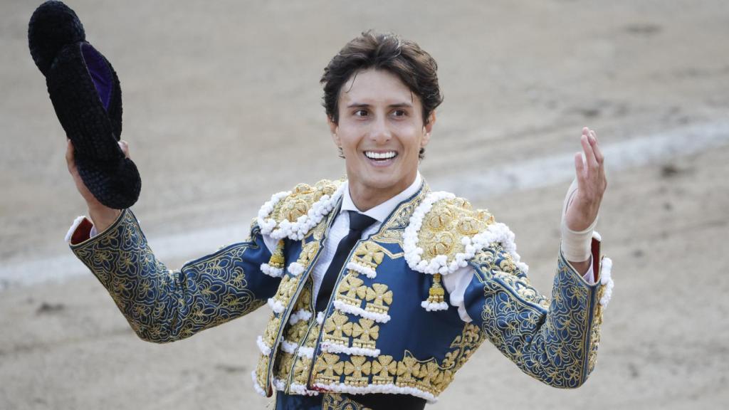 Roca Rey en Talavera de la Reina a hombros. 