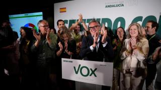 Manuel Gavira celebra los resultados de Vox.