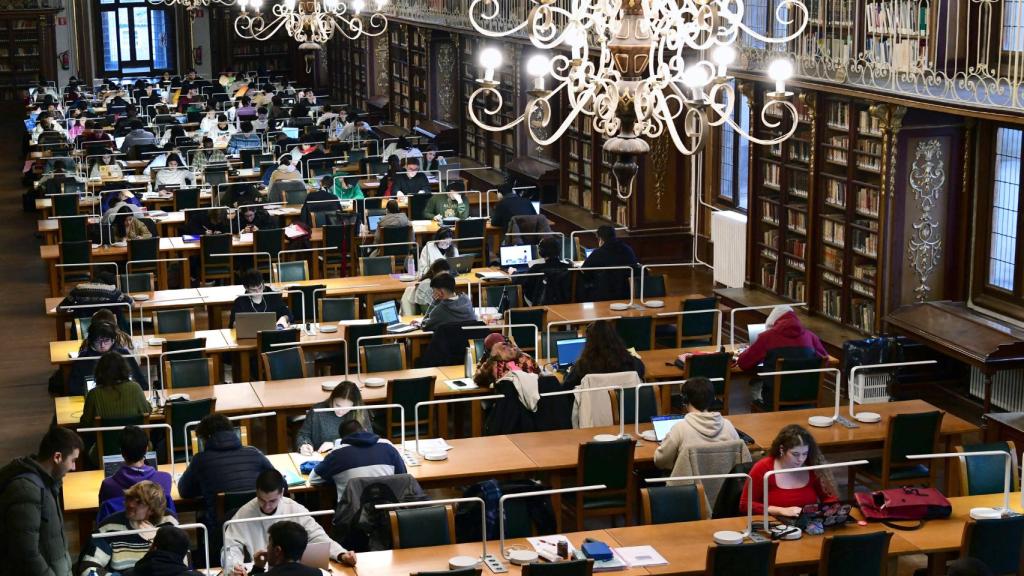 Universidad de Santiago de Compostela (USC) 