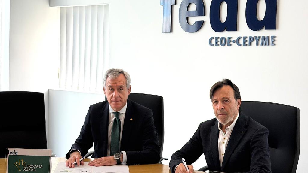 Imagen del firma del convenio.