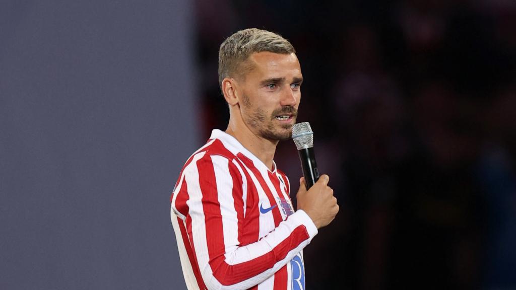 Griezmann hablando durante su despedida. 