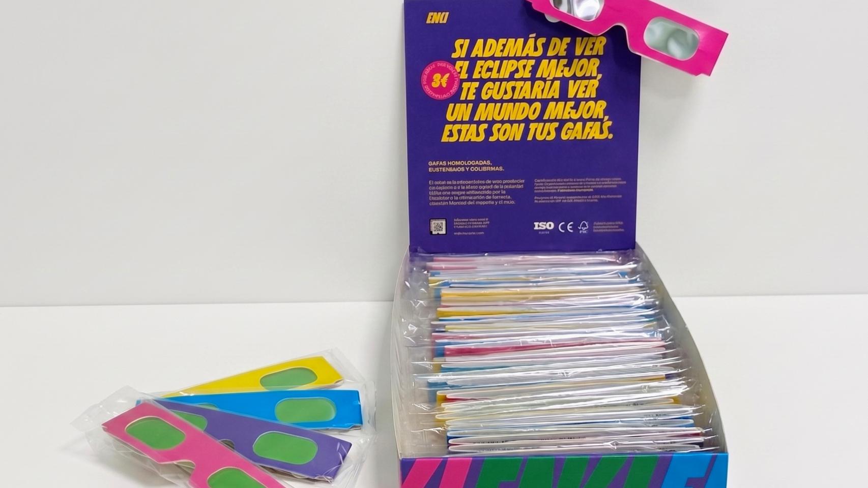 Las gafas solidarias de ENKI y Vegalsa-Eroski.