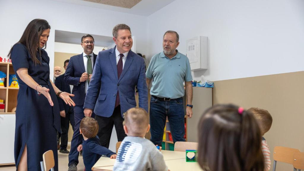 Page durante la visita a la escuela infantil.