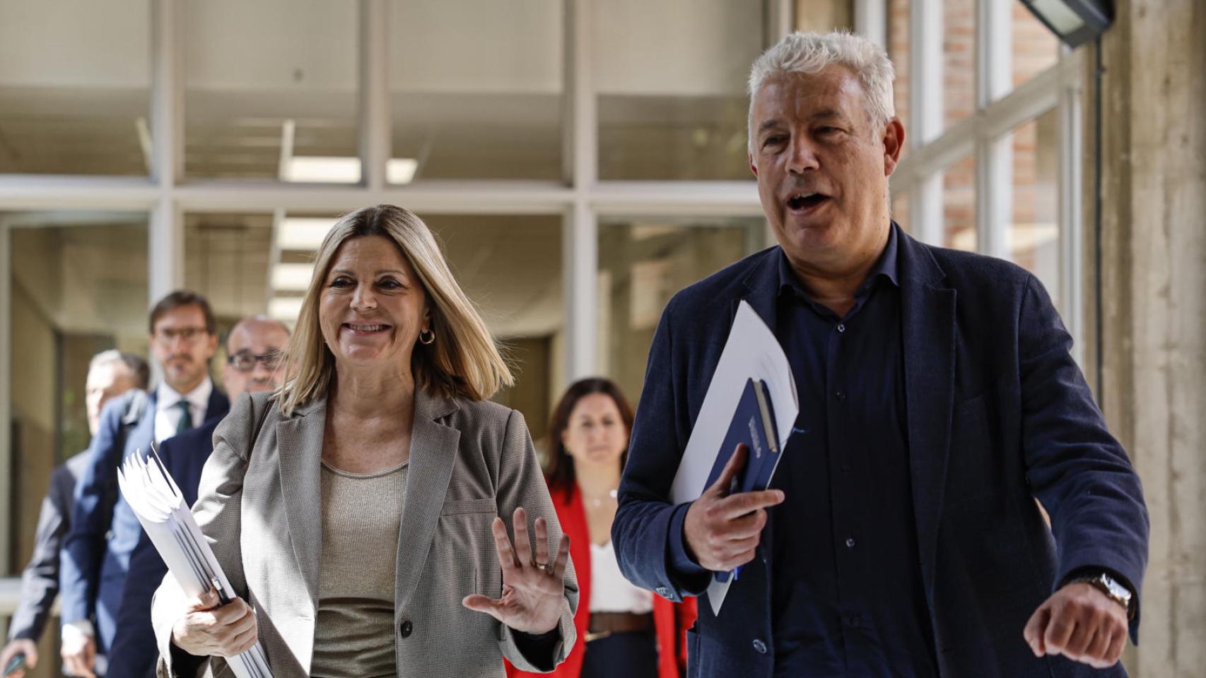 La consellera de Educación, Carmen Ortí, y el secretario autonómico, Daniel McEvoy. Ana Escobar / EP