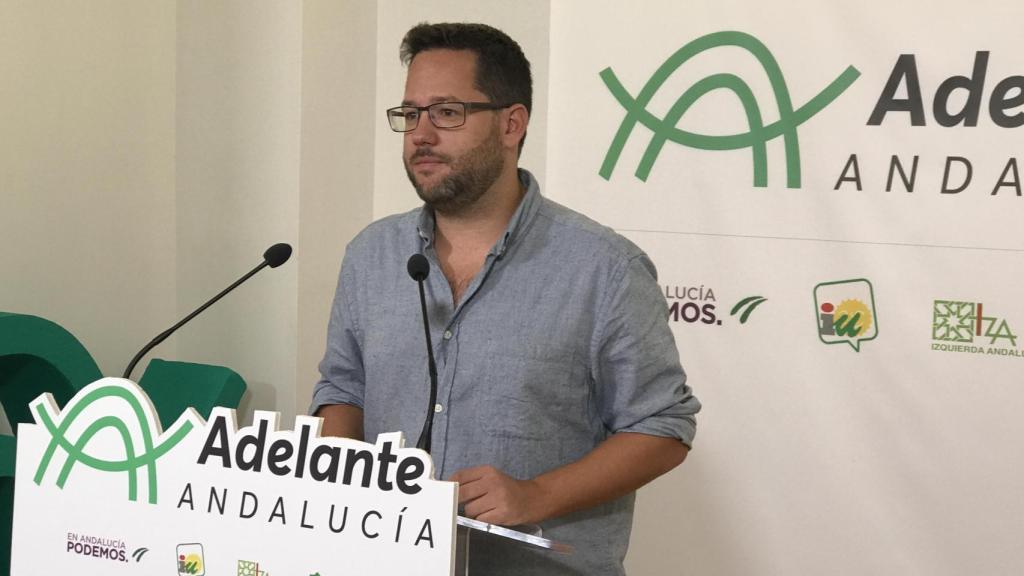 José Ignacio García, en una rueda de prensa de Adelante Andalucía, cuando aún incluían a Podemos y a Izquierda Unida en su coalición, en 2018.
