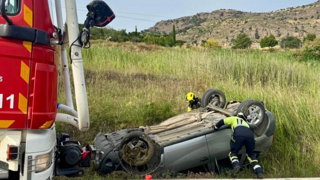 Imagen del accidente en el que han resultado heridas dos mujeres.